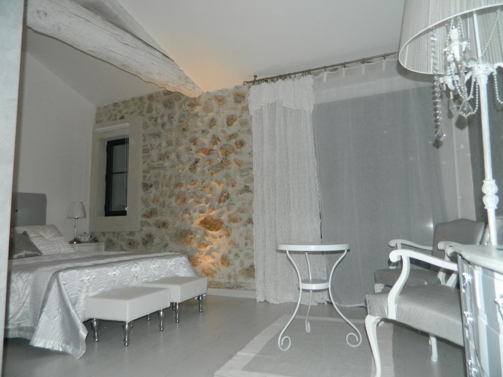 Au Paradis Cathare Bed & Breakfast Fraisse-des-Corbieres Room photo